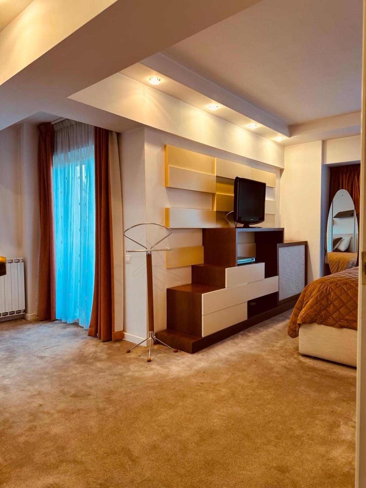Top Home Residence Unirii Center Бухарест Екстер'єр фото