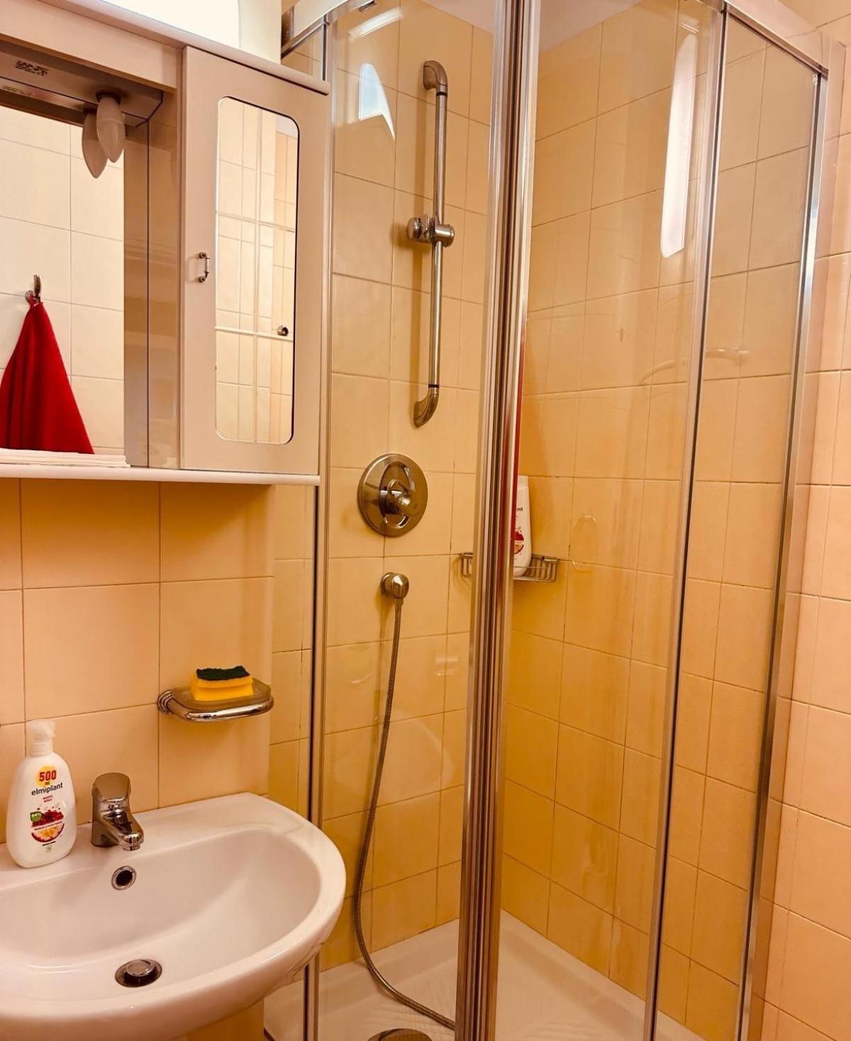 Top Home Residence Unirii Center Бухарест Екстер'єр фото